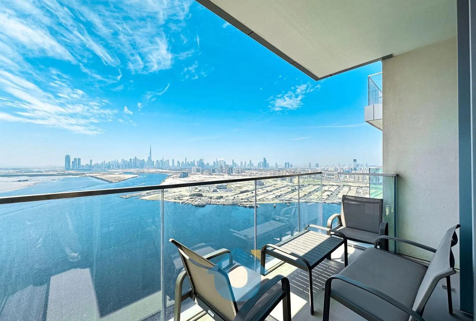 Like Home - 4007 Experience 2Bhk Luxury Living In The Grand Creek Harbour دبي 0*,