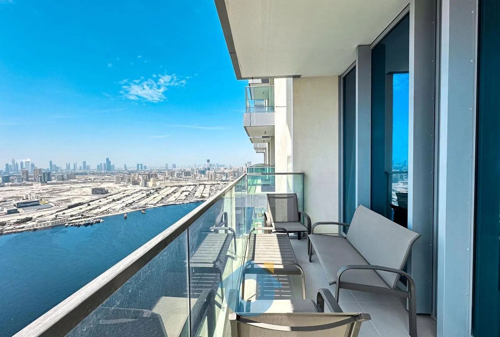 Like Home - 4007 Experience 2Bhk Luxury Living In The Grand Creek Harbour 迪拜 公寓